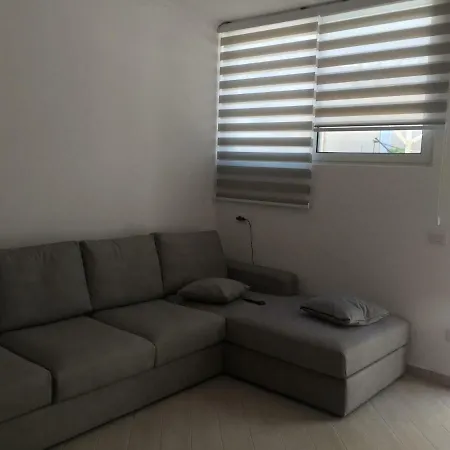 בית נופש Eriola אוריקום